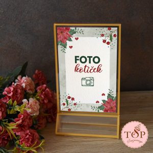 Napis foto kotiček za praznovanje v božičnem stilu.
