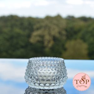 eleganten svečnik z biseri za dekoracijo dogodkov na voljo za najem