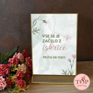 Izposoja poročnih tablic z napisi: Vse se je začelo z iskrico - prižgi ob torti.